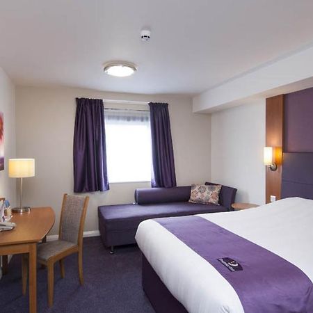 Premier Inn Birmingham City - Aston Ngoại thất bức ảnh