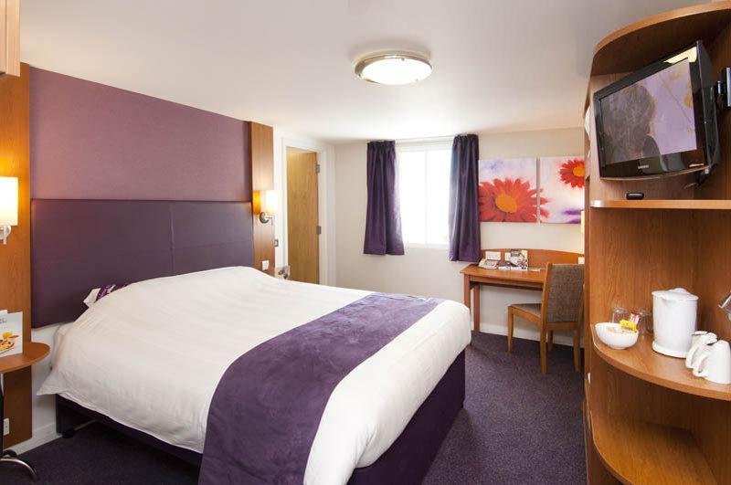 Premier Inn Birmingham City - Aston Ngoại thất bức ảnh